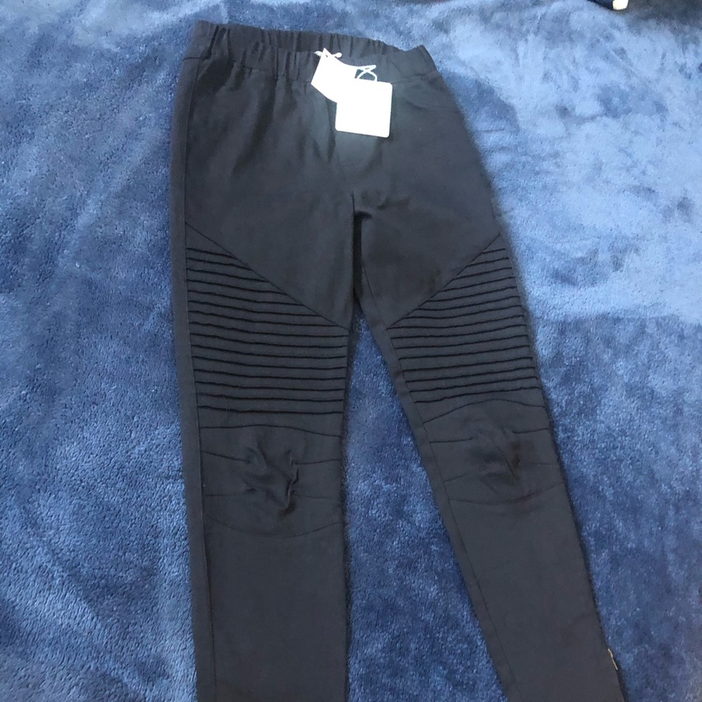 umgee black moto leggings w/ankle zippers